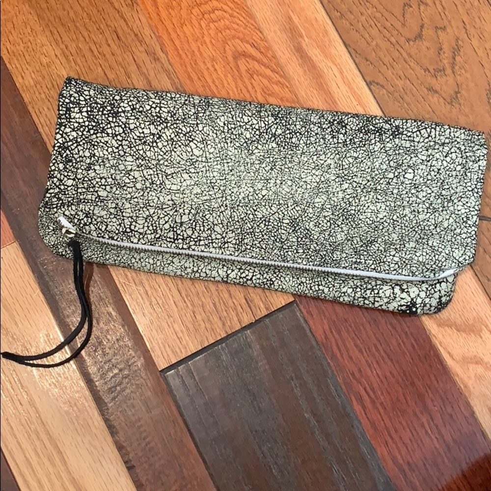 Cute clutch